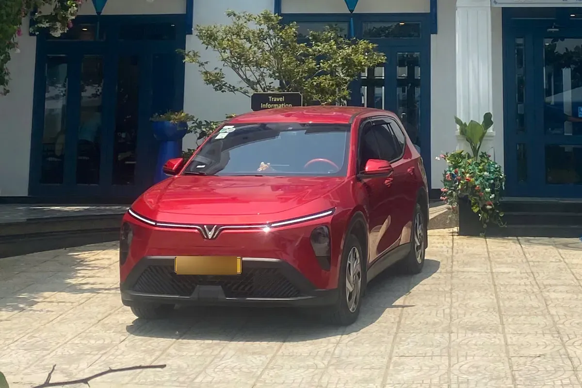 Xe 4 Chỗ (Sedan)