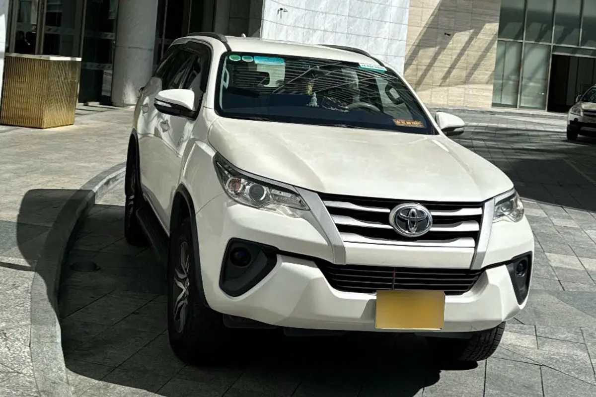 Xe 7 Chỗ (SUV)